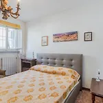 Guesthost - Historic Center Cozy Apartment! Lägenhet *