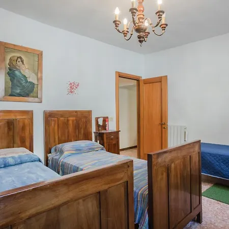 Guesthost - Historic Center Cozy Apartment! Lucca